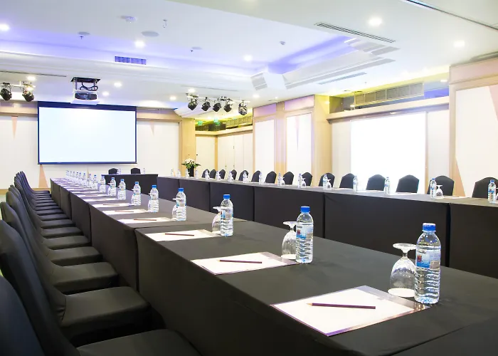 Lotus Sukhumvit 33