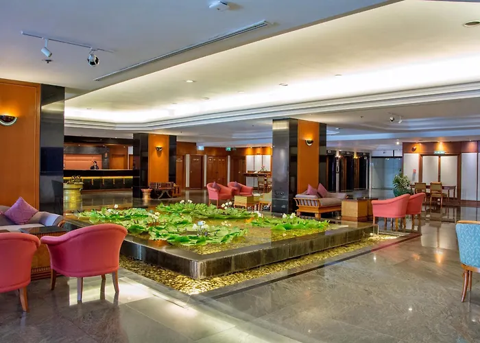 Lotus Sukhumvit 33 4*