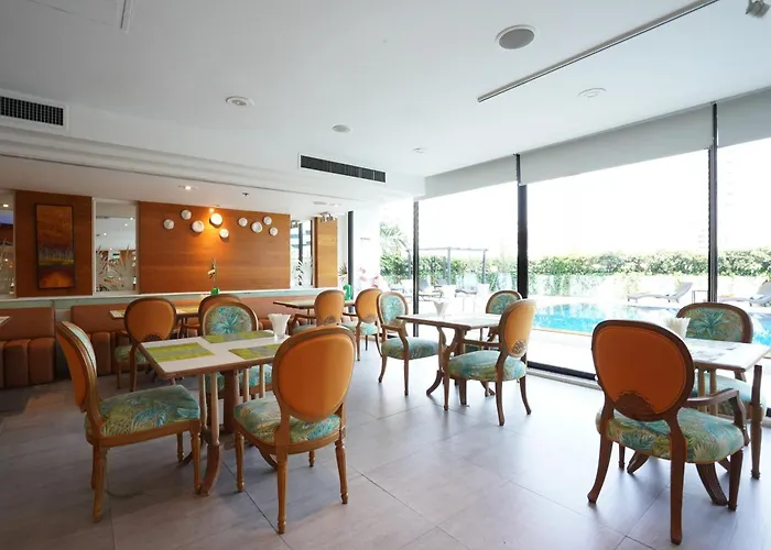 Lotus Sukhumvit 33 4*