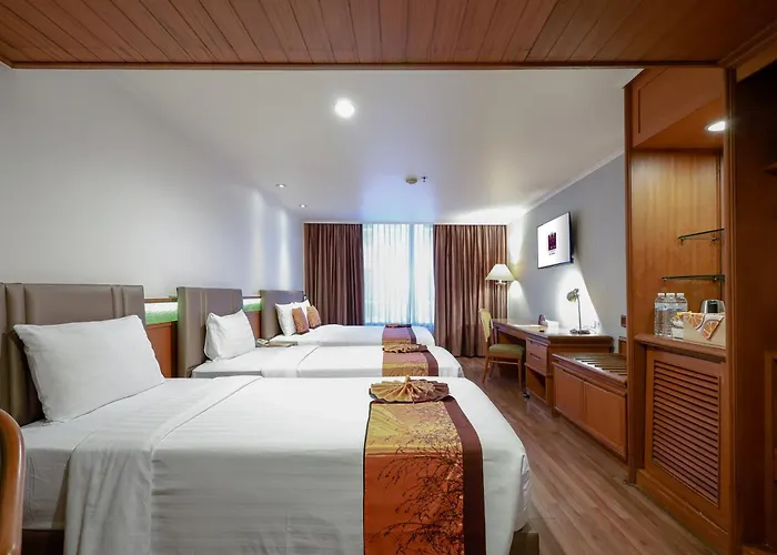 Lotus Sukhumvit 33 Banguecoque